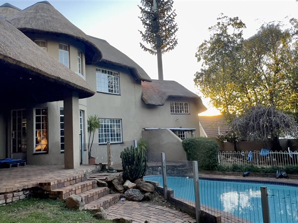 5 Bedroom House