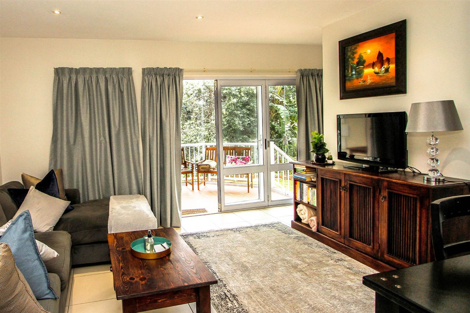 1 Bed Townhouse in La Lucia photo number 4