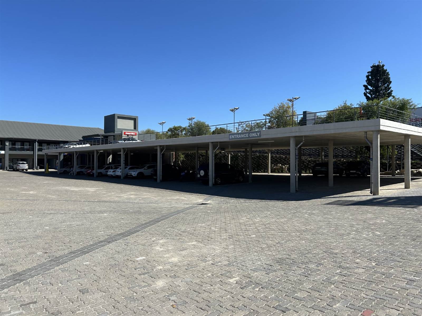 1000  m² Commercial space in Kyalami photo number 21