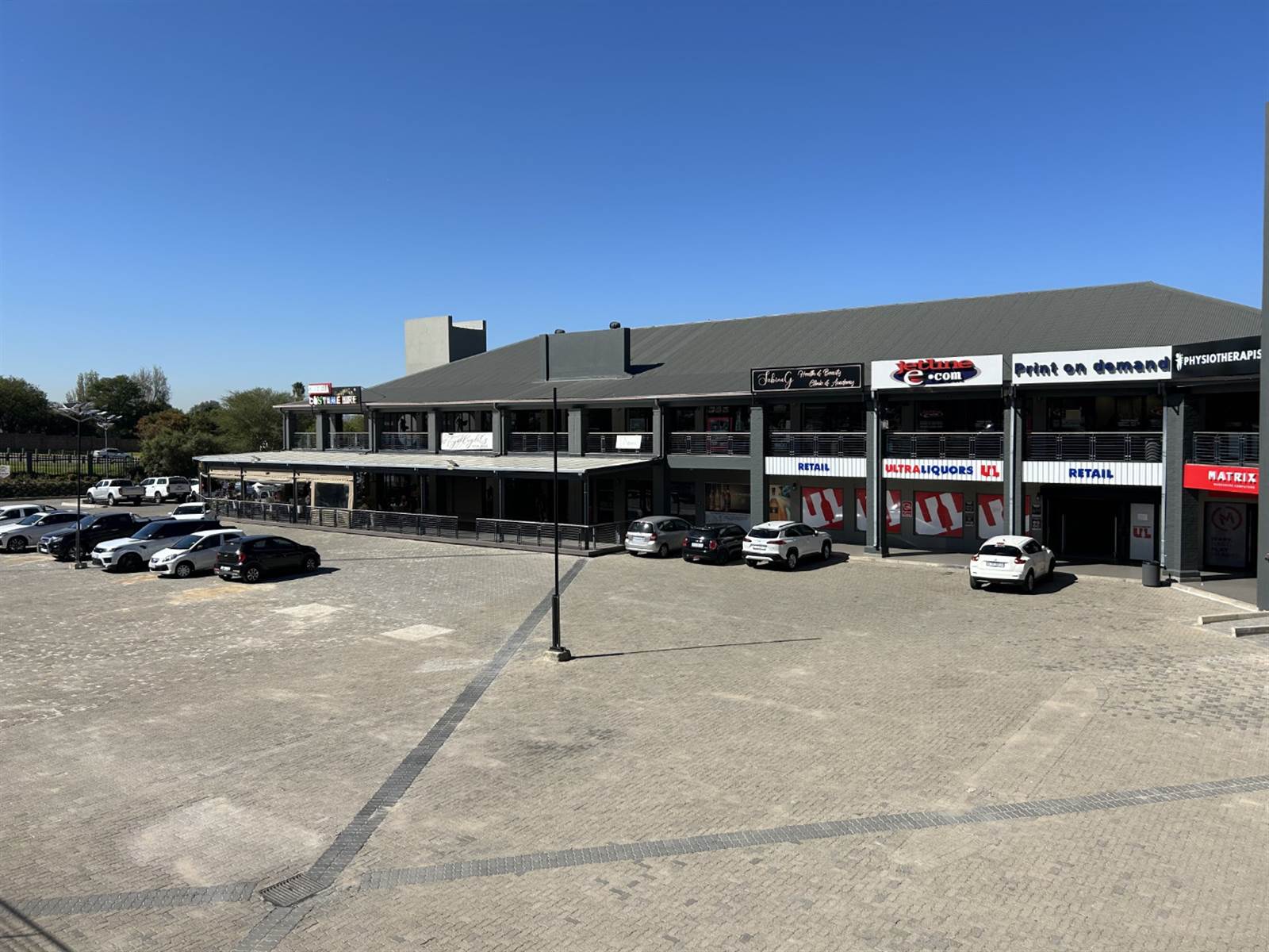 1000  m² Commercial space in Kyalami photo number 13