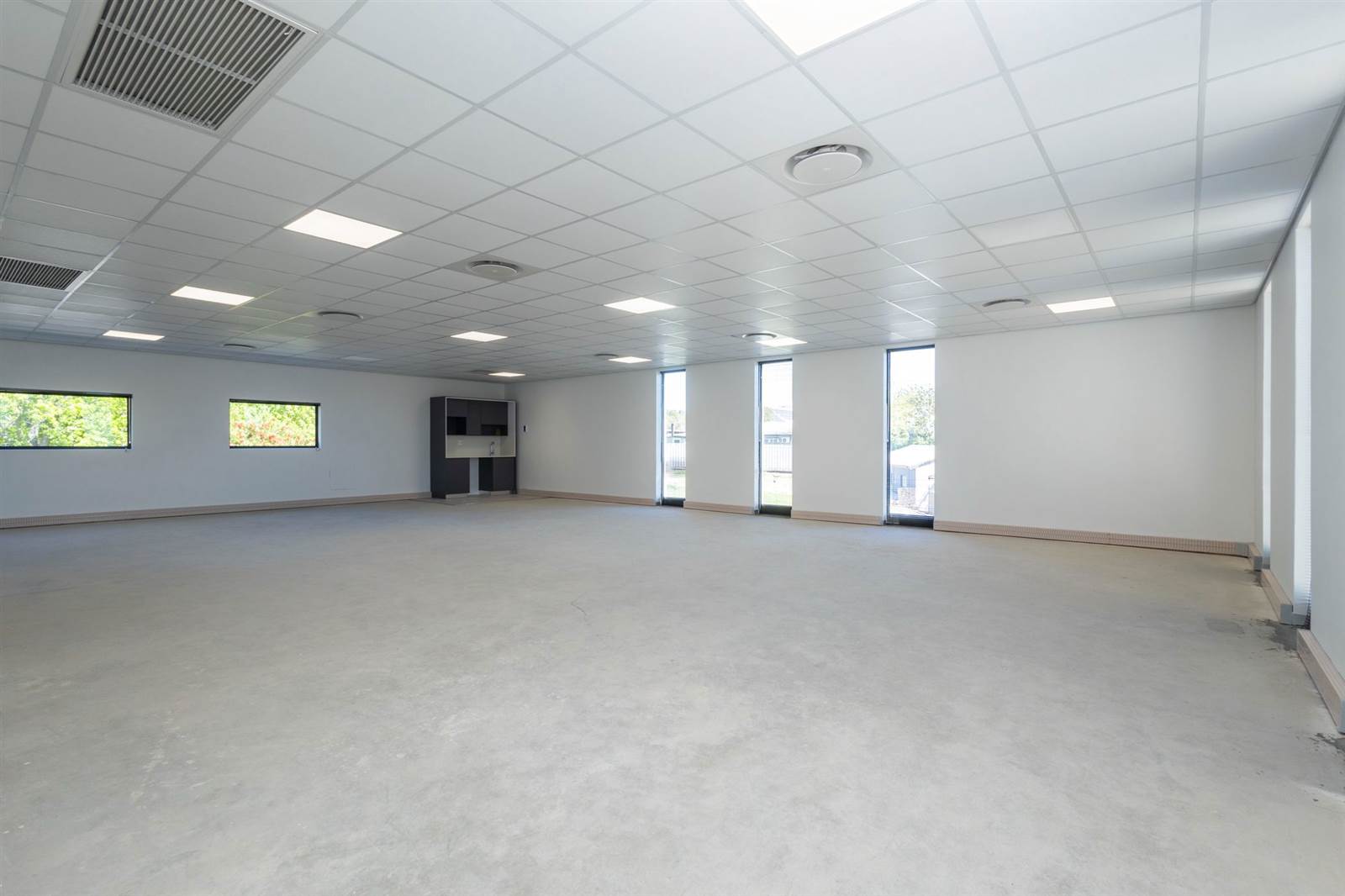 104  m² Office Space in Wellway Park photo number 8