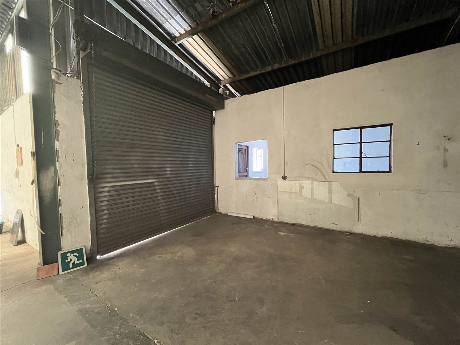 870  m² Commercial space in Braelyn photo number 2