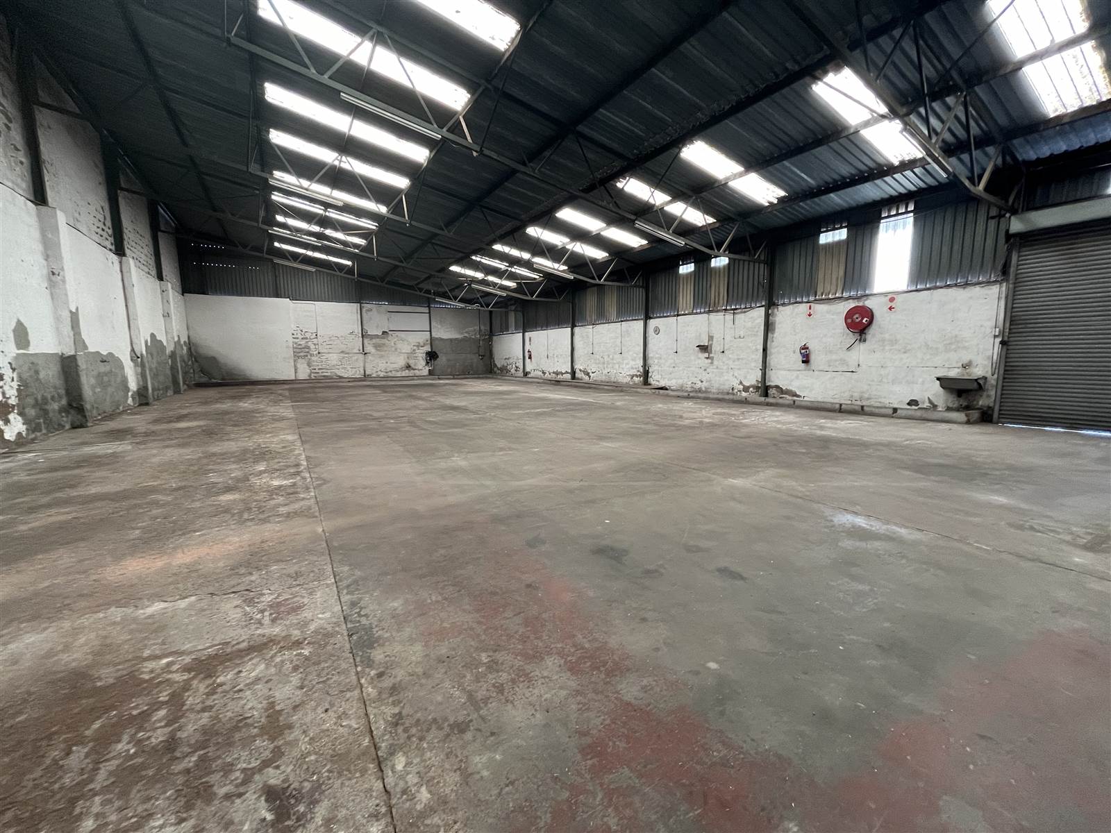 870  m² Commercial space in Braelyn photo number 3