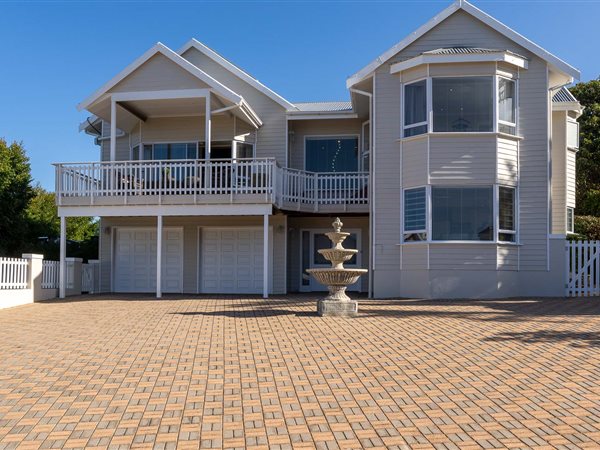 5 Bedroom House 5 Bedroom House