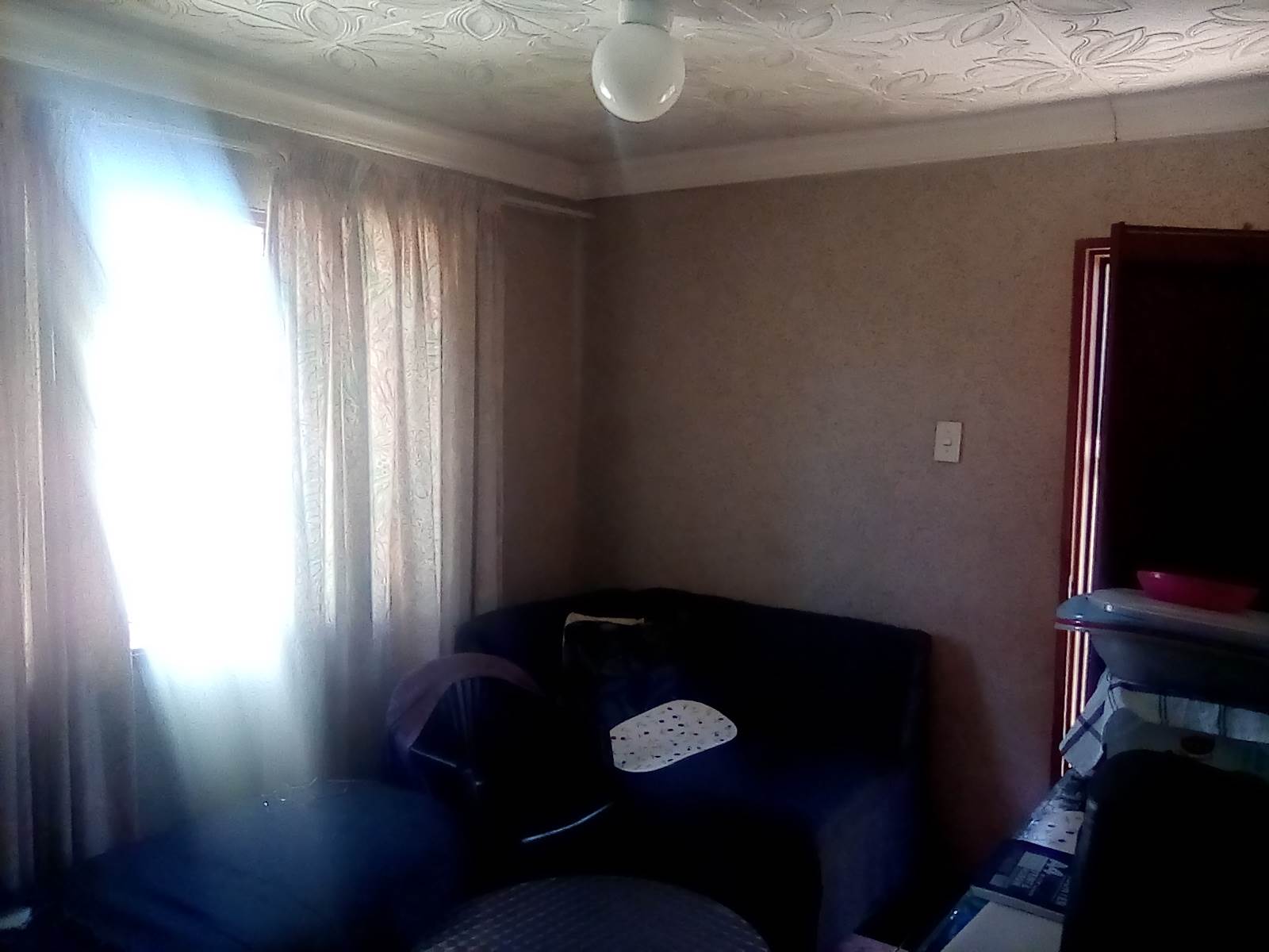 2 Bed House in Daveyton photo number 9