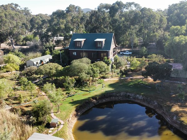 1.8 ha Smallholding 1.8 ha Smallholding