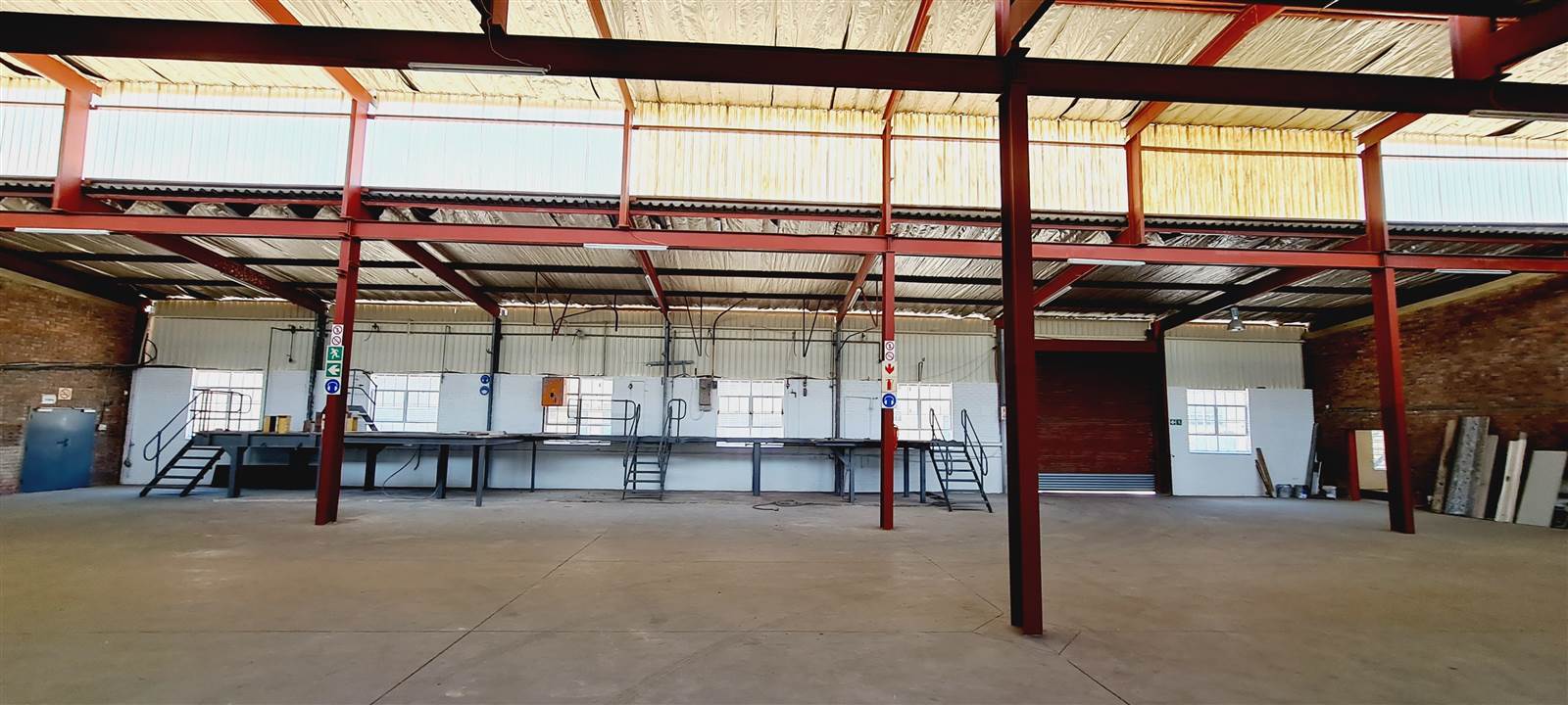 2250  m² Industrial space in Kya Sands photo number 2