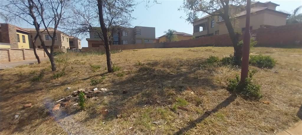 611 m² Land available in Amandasig photo number 5