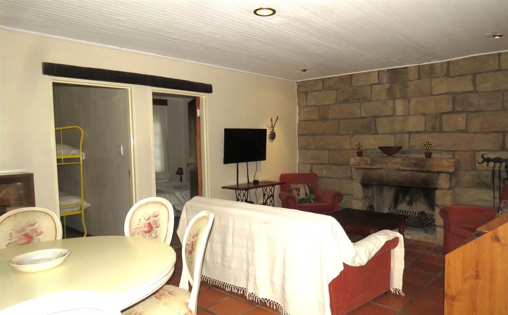 4 Bed House in Clarens photo number 15