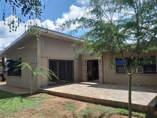 3 Bedroom House 3 Bedroom House
