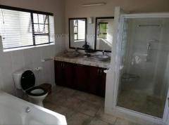 3 Bed House in Dolphin Creek Golf Estate photo number 10