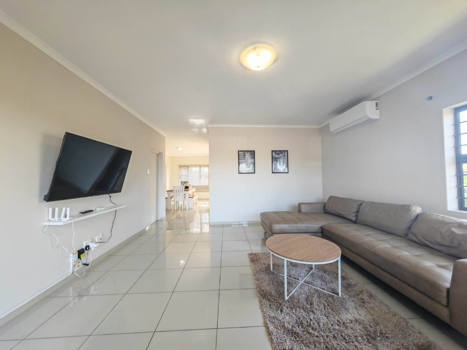 4 Bed Townhouse in Amanzimtoti photo number 9