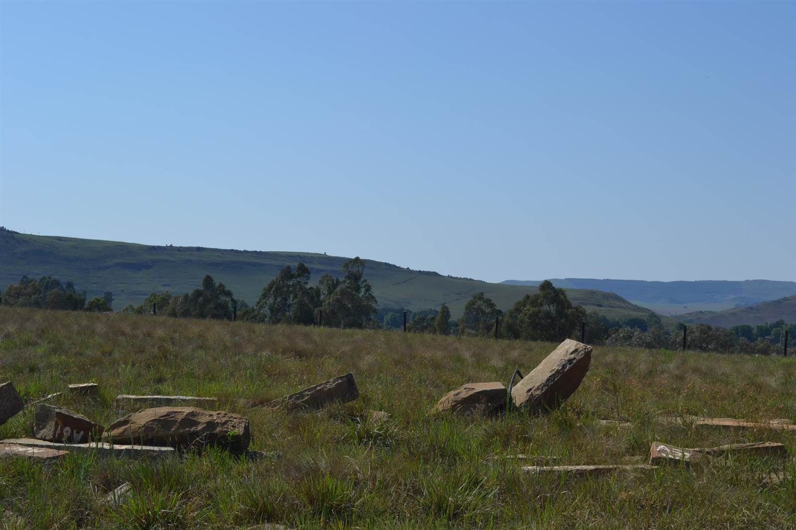 2215 m² Land available in Underberg photo number 8