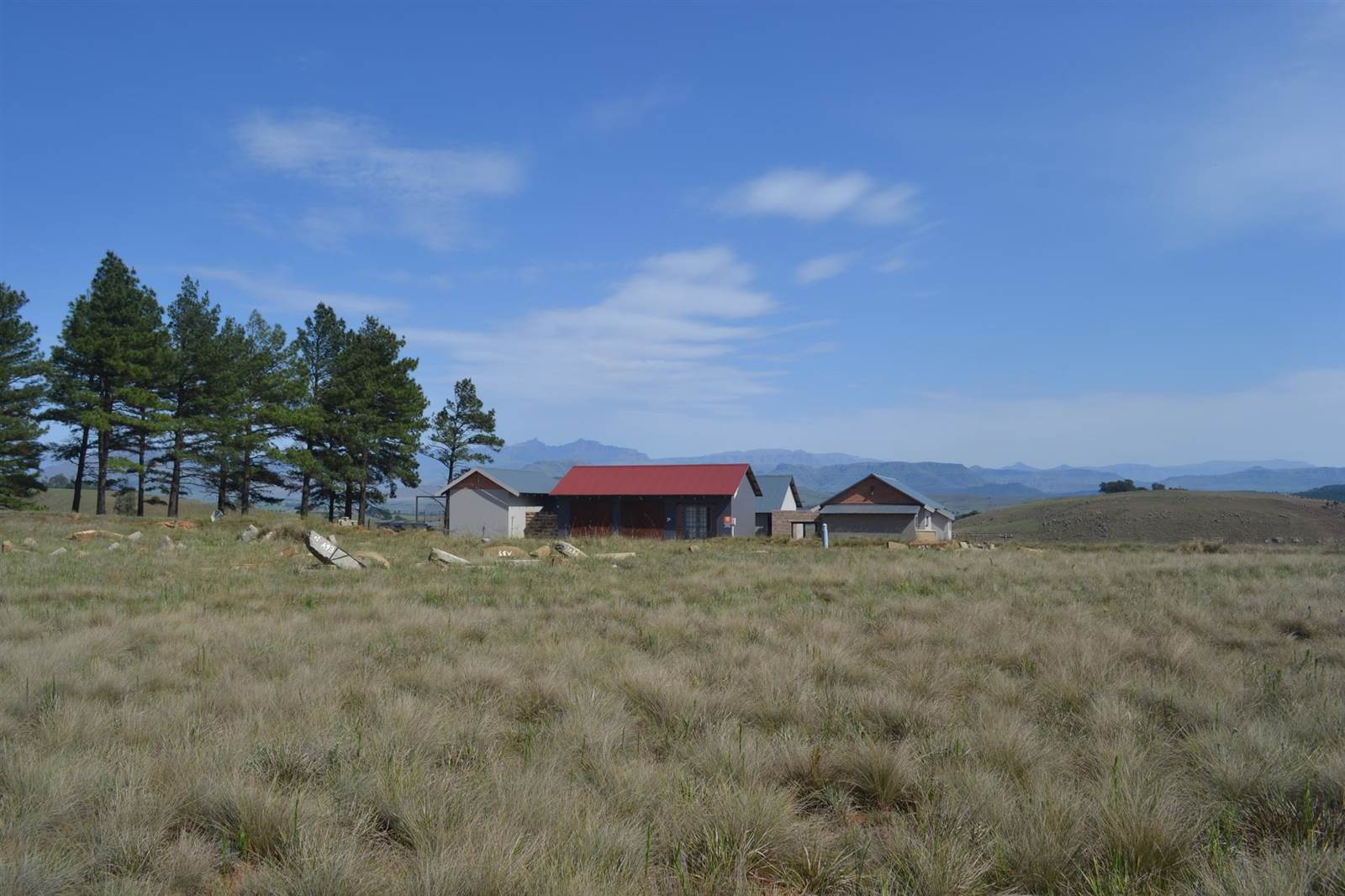 2215 m² Land available in Underberg photo number 3