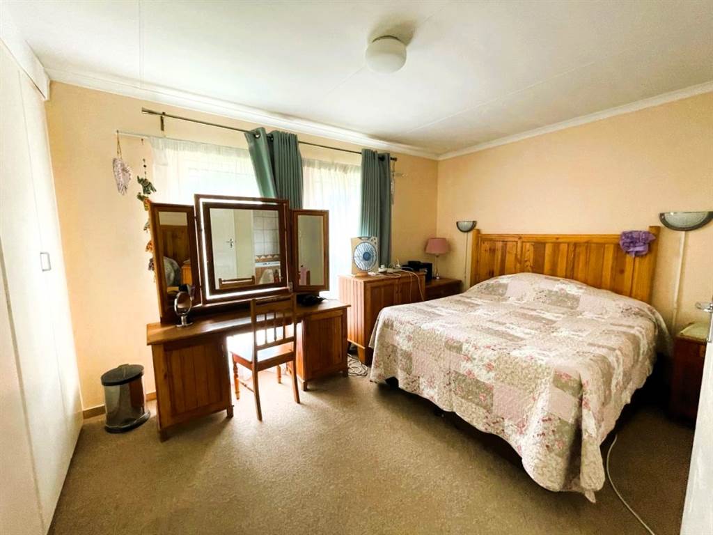 3 Bed Townhouse in Lyttelton AH photo number 21