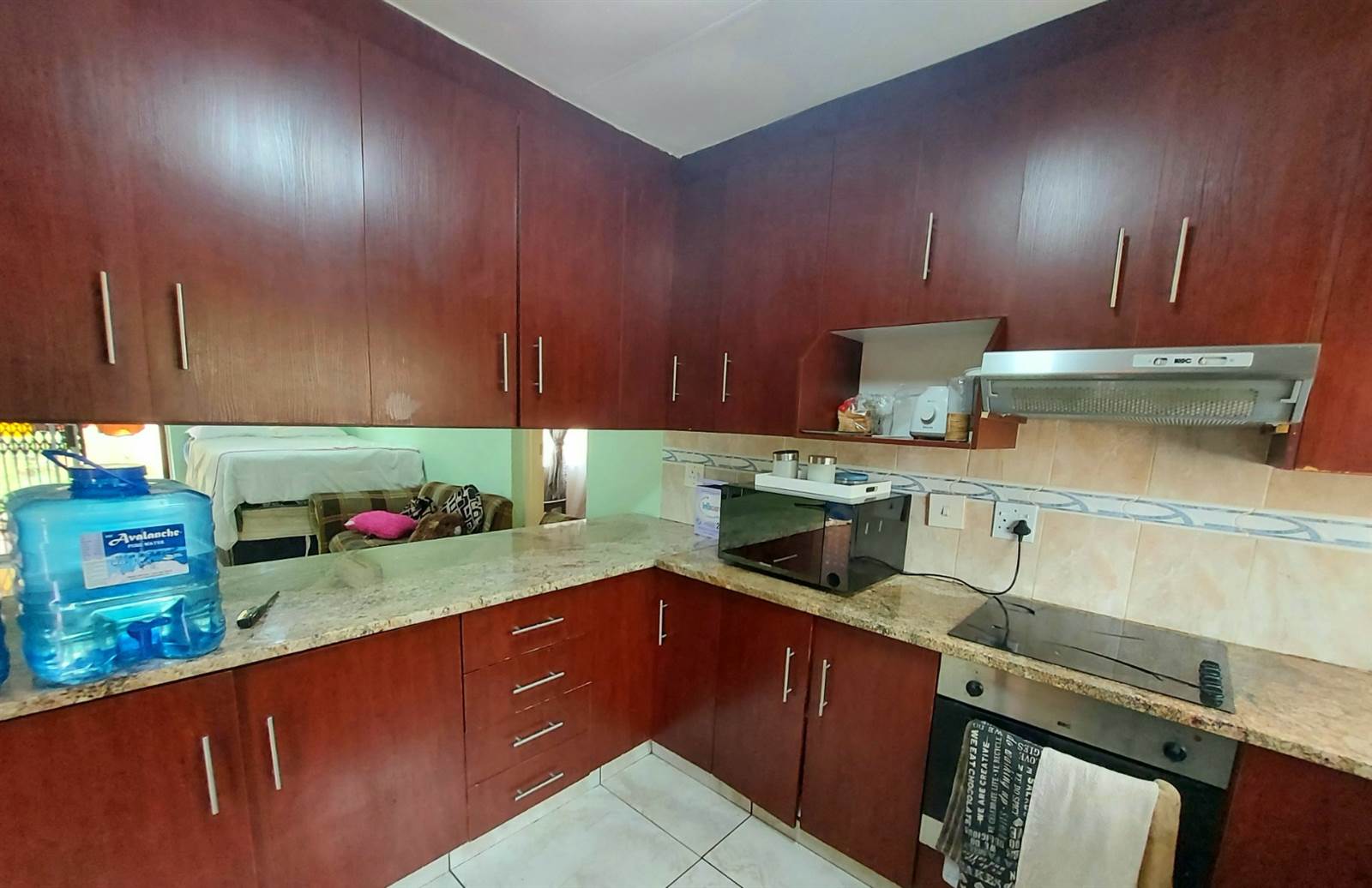 2 Bed Apartment in Mmabatho photo number 11