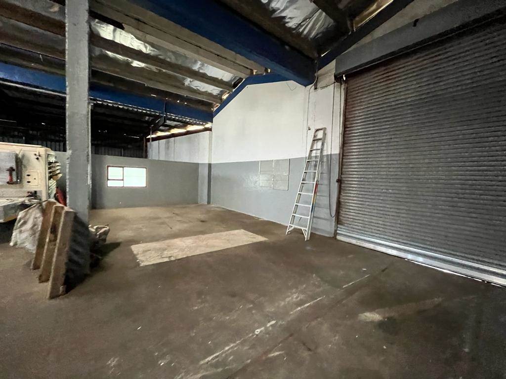 400  m² Industrial space in Gately photo number 5