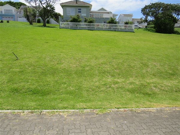 348 m² Land available in East Bank