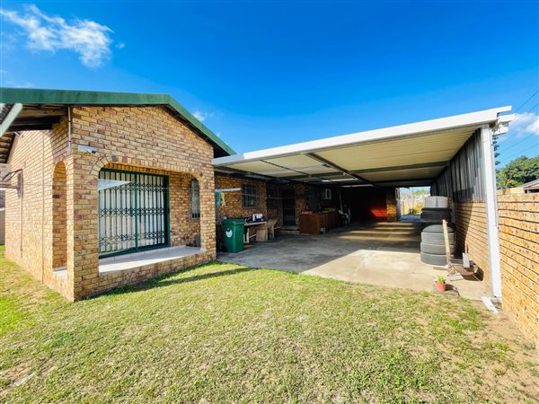 3 Bedroom House 3 Bedroom House