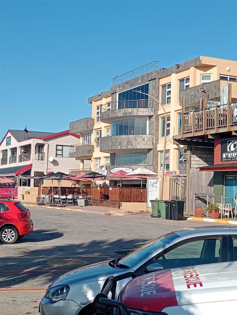 531  m² Commercial space in Jeffreys Bay photo number 2