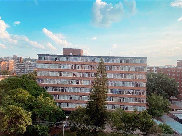 2.5 Bed Apartment in Sunnyside