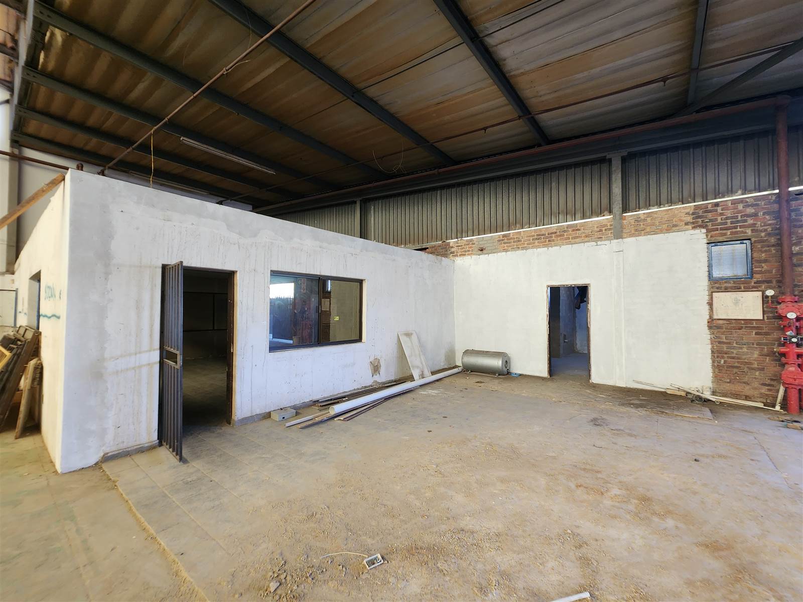 2600  m² Industrial space in Spartan photo number 7