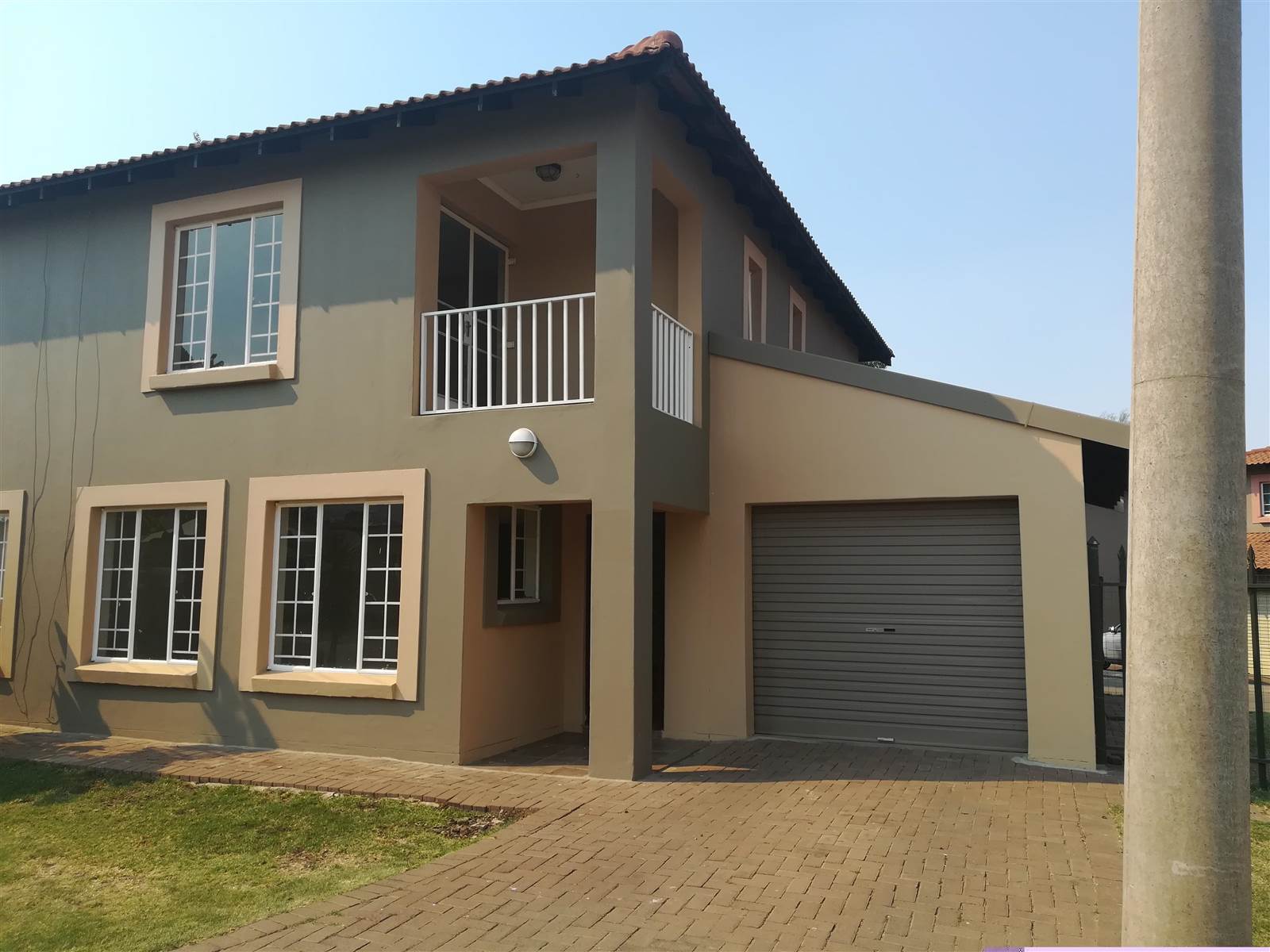 3 Bed Duplex in Waterval East photo number 1