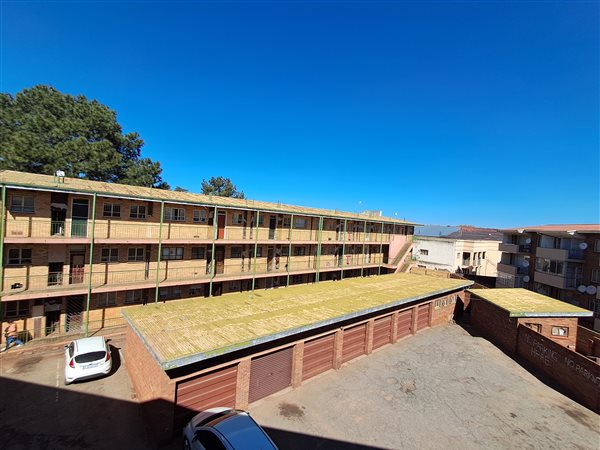 2 Bedroom Flat 2 Bedroom Flat