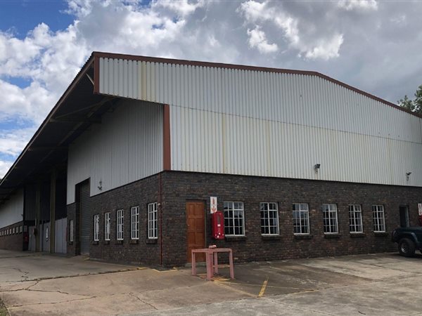 1 520 m² Industrial space 1 520 m² Industrial space