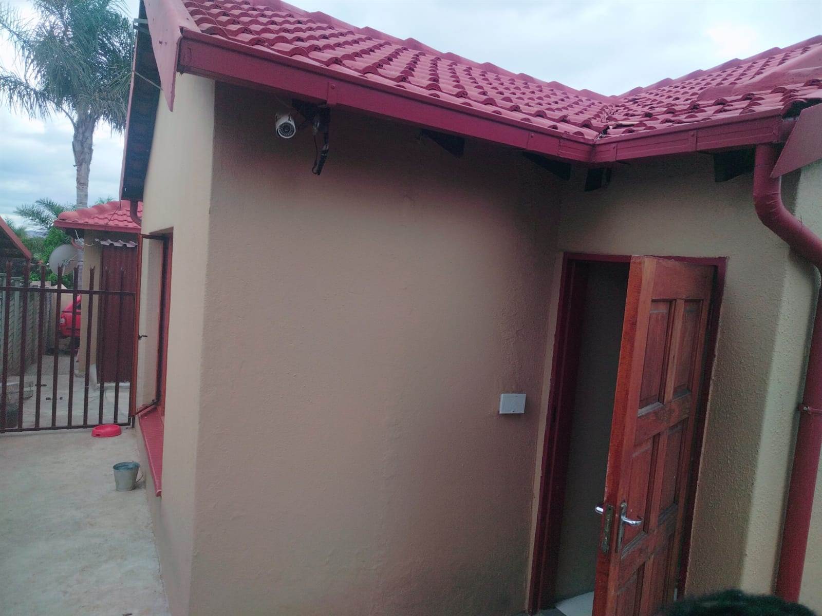 4 Bed House in Olievenhoutbosch photo number 12