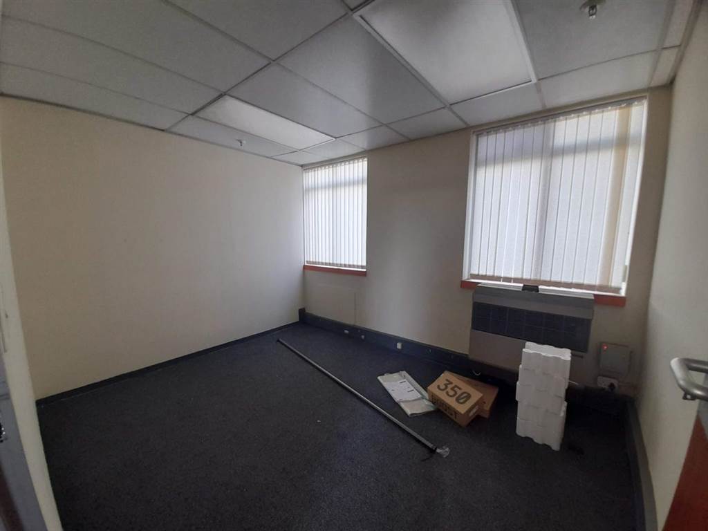 282  m² Commercial space in Norwood photo number 11