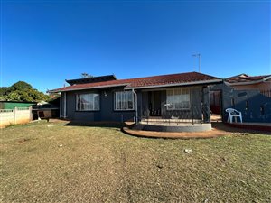 3 Bed House in Woodlands