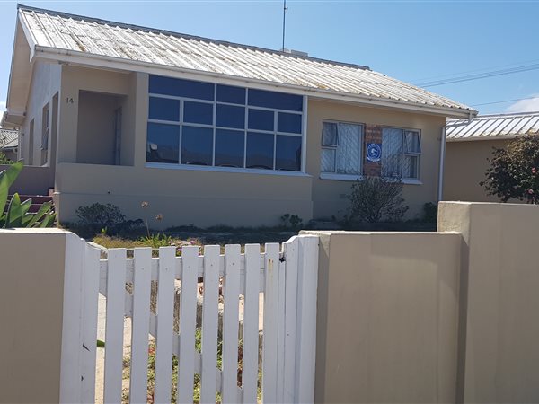 3 Bed House in Lamberts Bay