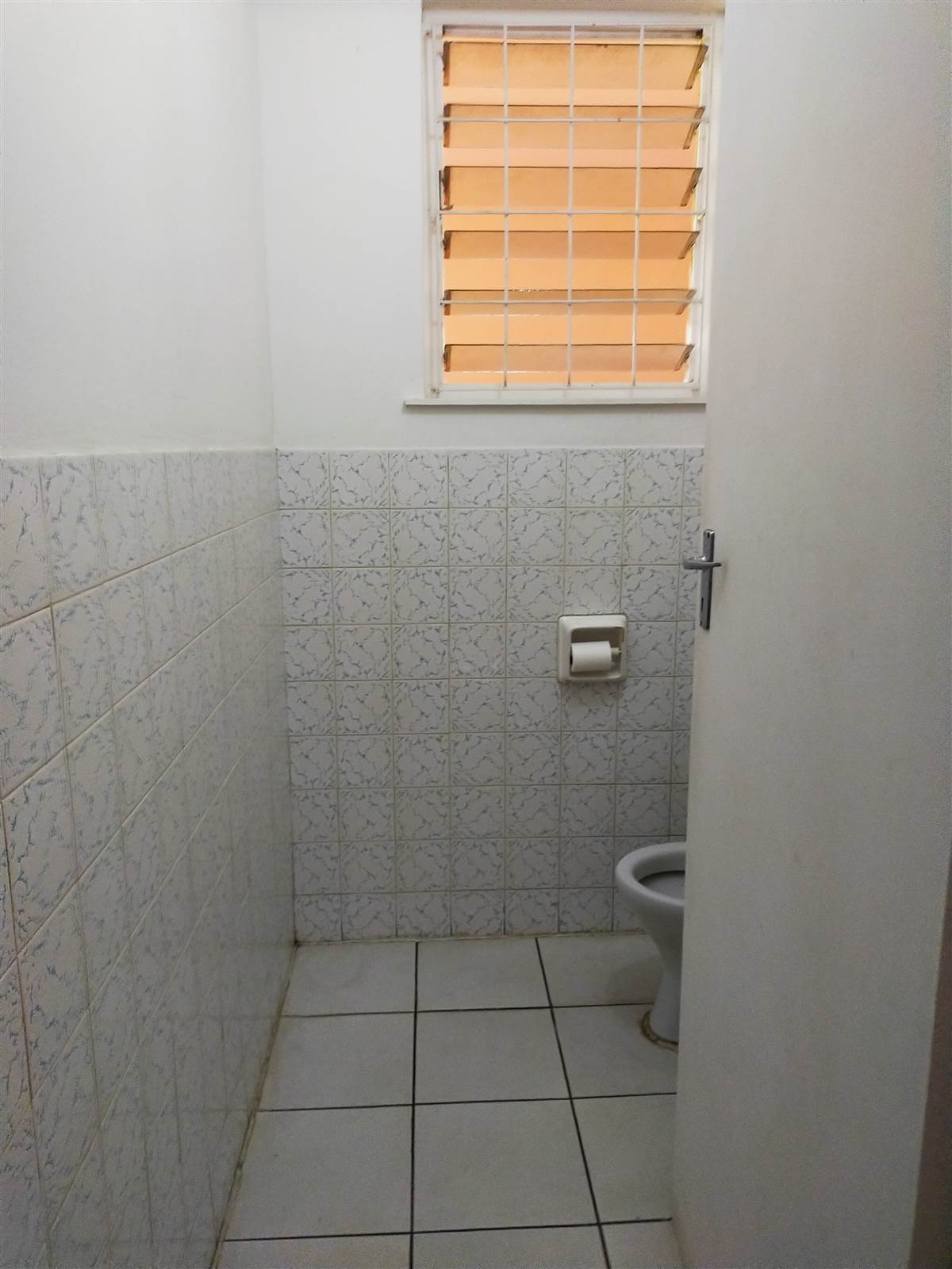 3 Bed Apartment in Empangeni Central photo number 15