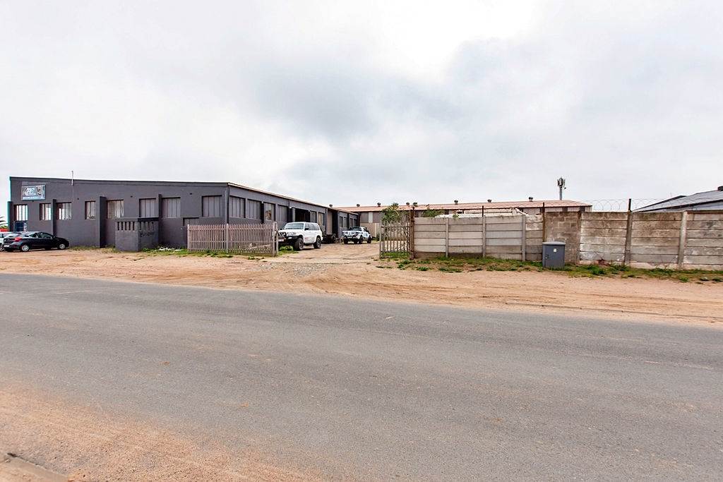 808  m² Commercial space in Vredenburg photo number 18