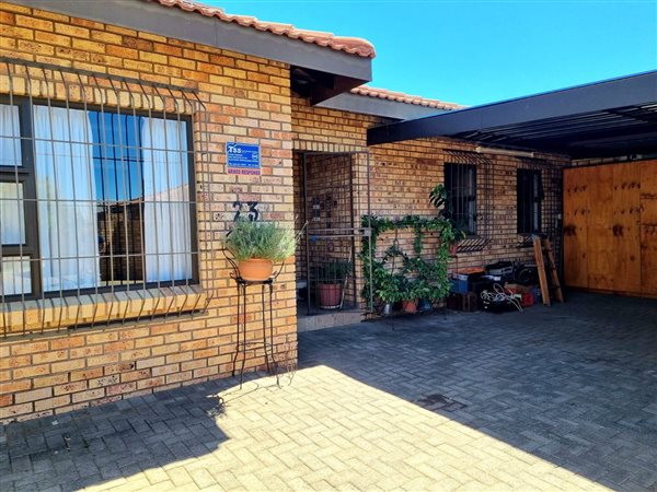 2 Bed House in South Ridge