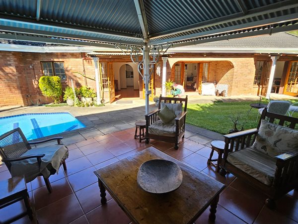4 Bedroom Townhouse 4 Bedroom Townhouse
