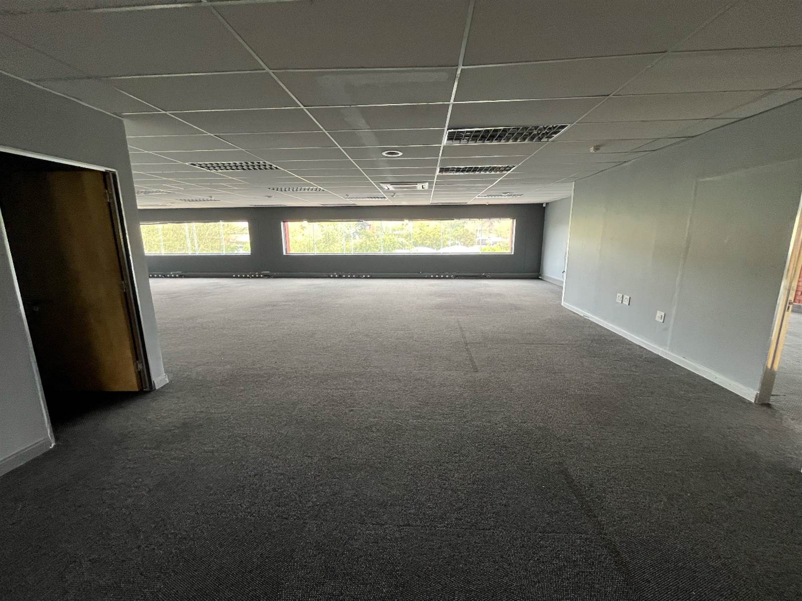 344  m² Commercial space in Bedfordview photo number 5