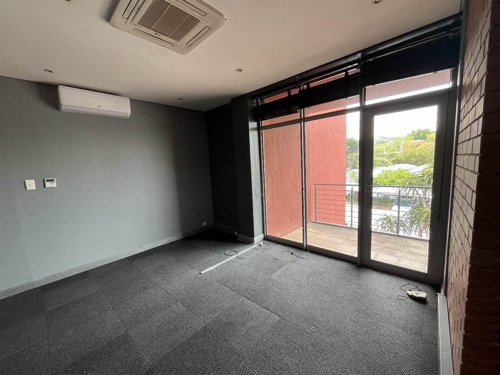 344  m² Commercial space in Bedfordview photo number 11