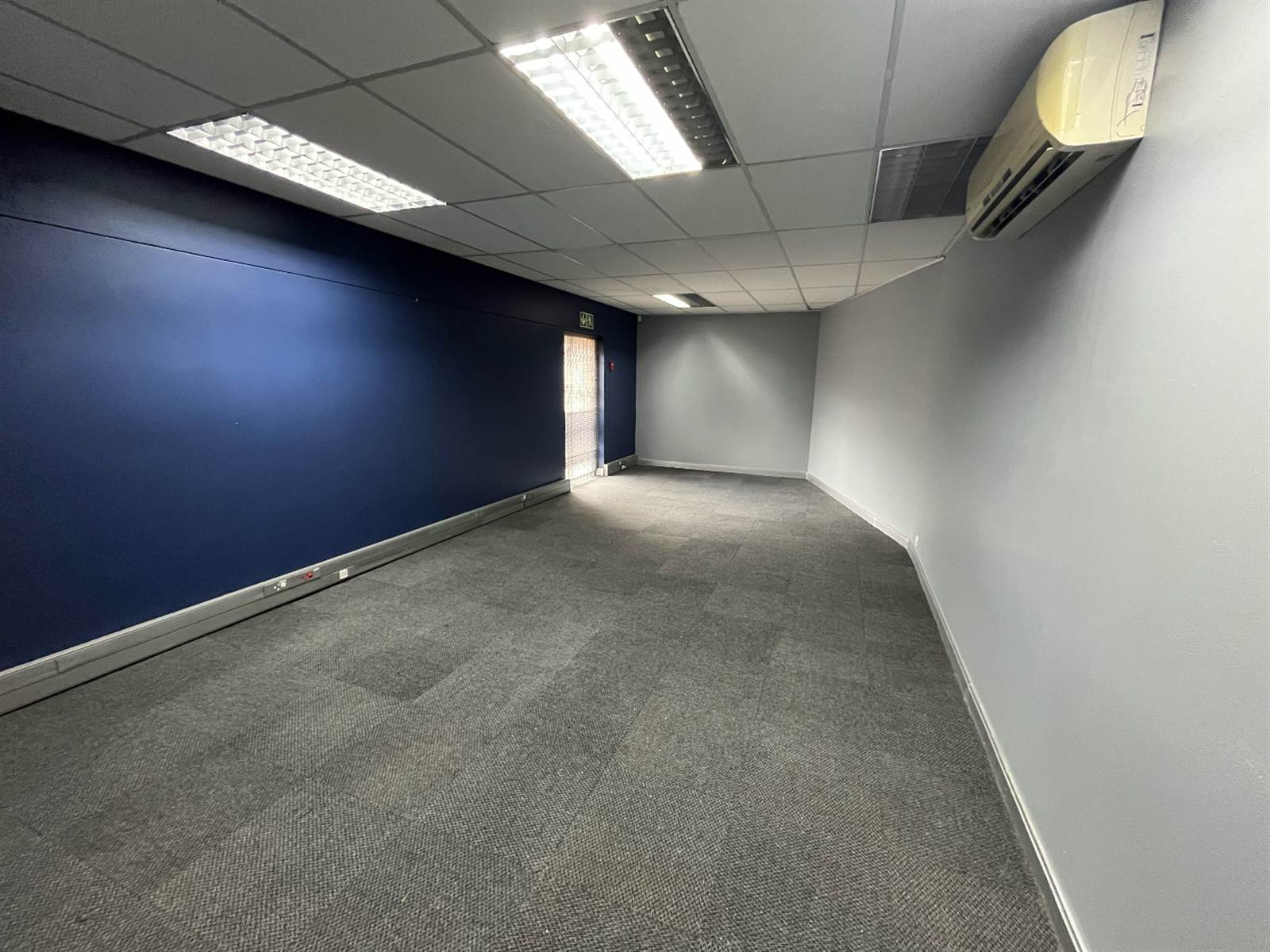 344  m² Commercial space in Bedfordview photo number 12