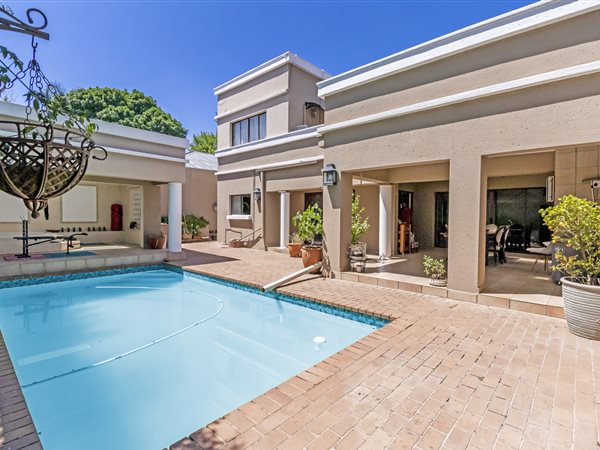 4 Bed House in Parkhurst