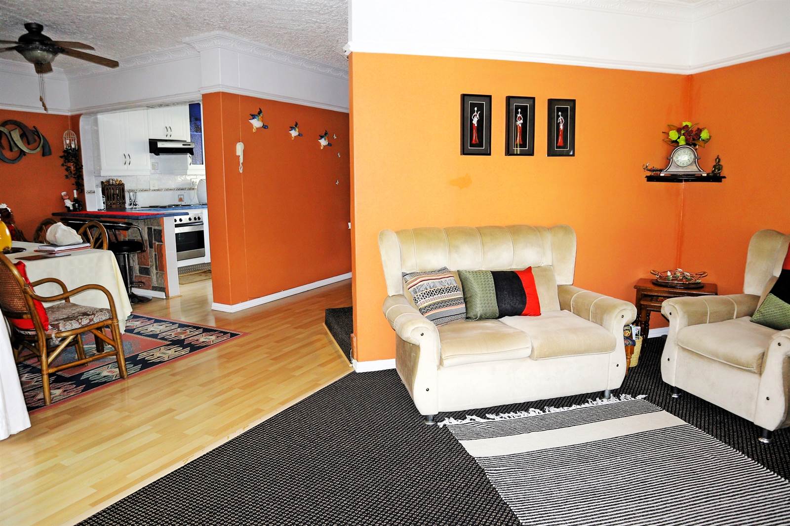 2 Bed Apartment in Malvern photo number 6