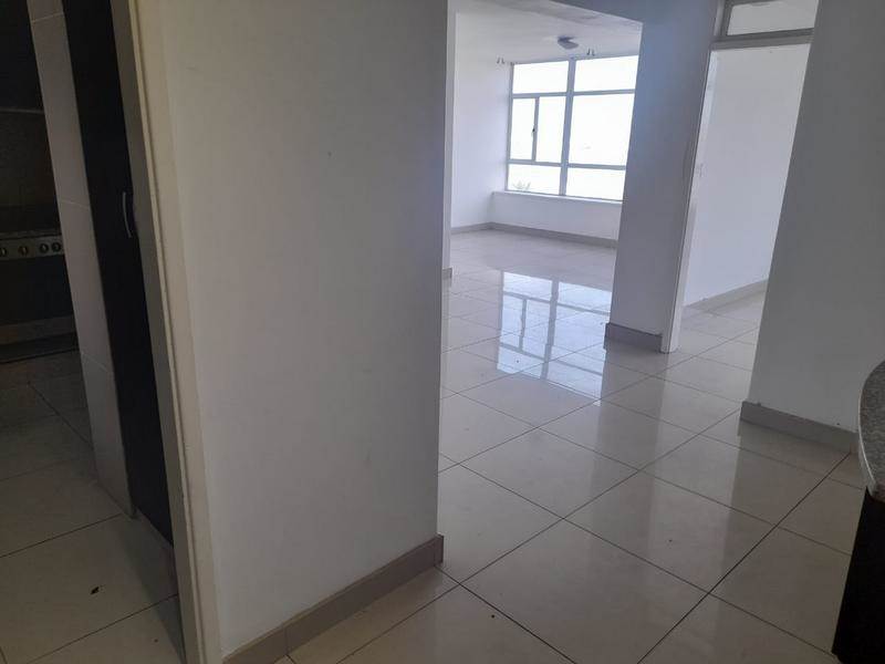 1 Bed House in Durban CBD photo number 8