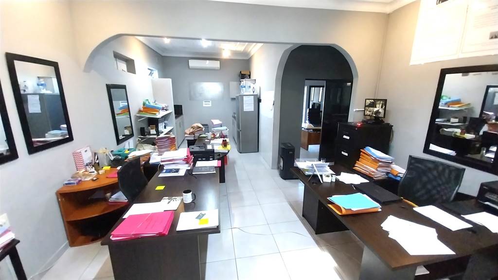 170  m² Office Space in Benoni Central photo number 8