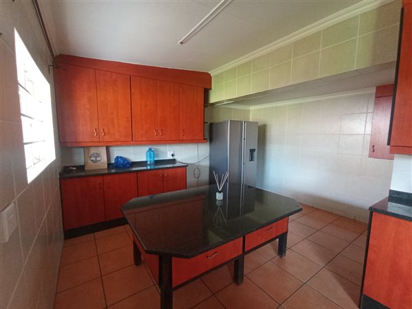 3 Bedroom House 3 Bedroom House