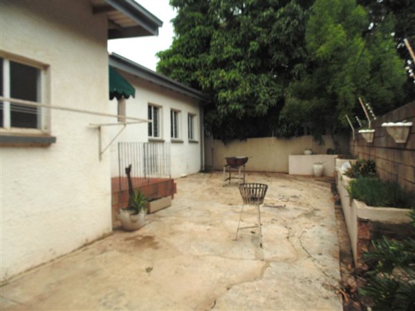 4 Bedroom House 4 Bedroom House