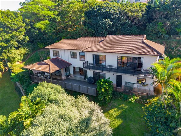 5 Bedroom Townhouse 5 Bedroom Townhouse
