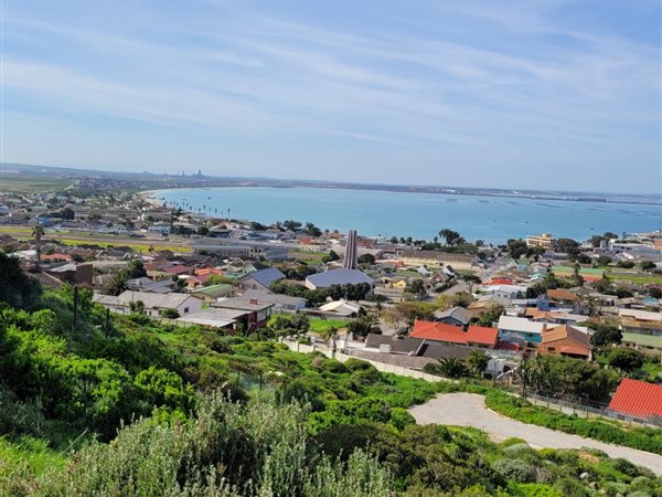 790 m² Land available in Saldanha