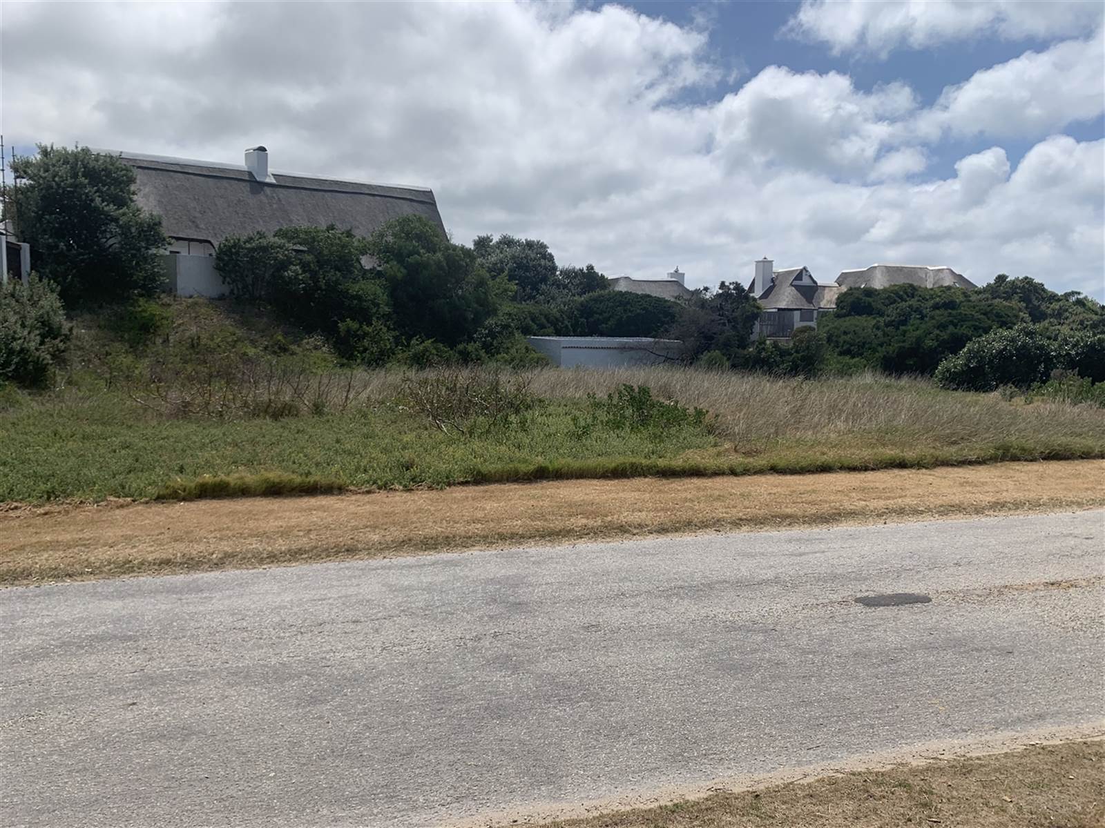 1015 m² Land available in St Francis Bay photo number 5