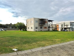461 m² Land available in Newmark Estate